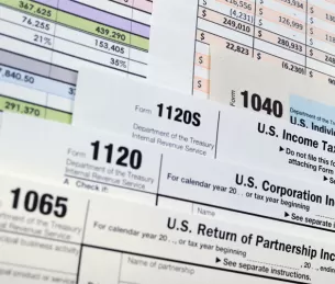 stack-of-us-tax-forms